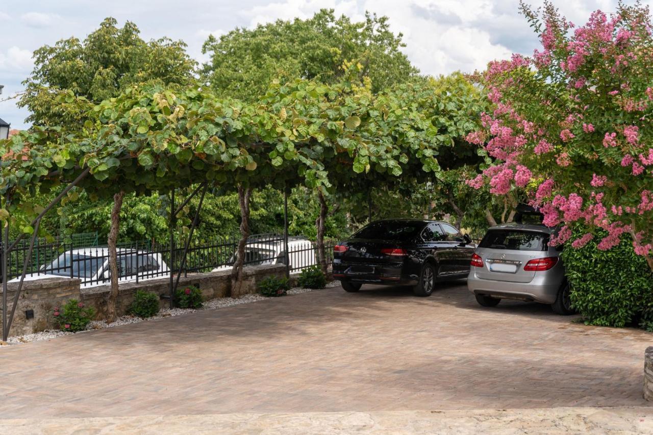 Alda-App Apartment Funtana Exterior photo