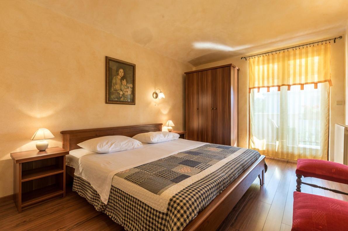 Alda-App Apartment Funtana Exterior photo